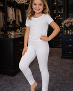 White / 2-3 years / DKG 111